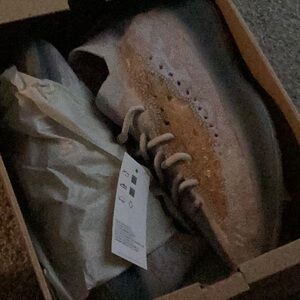 Adidas Yeezy 380 NIB